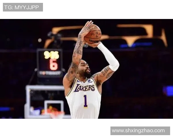 拉塞尔:从球场新星到全球足坛传奇的崛起与挑战